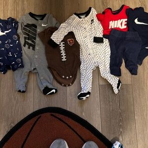 0 to 3 months Nike clothes